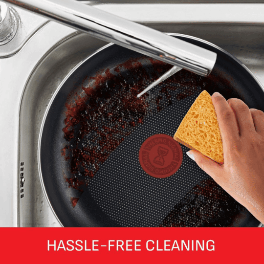 5 Tefal Essential Non-Stick 5-Piece Pan Set, Glass Lids, Black